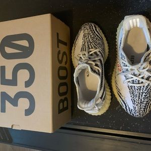 Yeezy 350 Zebra Size 5.5M
